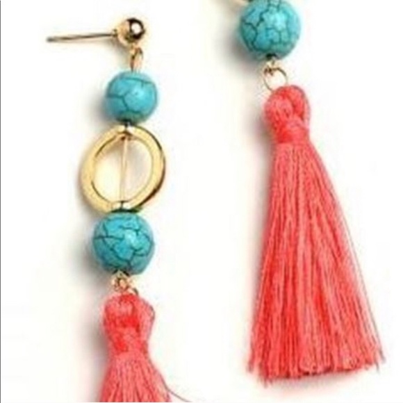 ❤️ COLORS To pick from ||Tassel Earrings ❤️ - Picture 2 of 4
